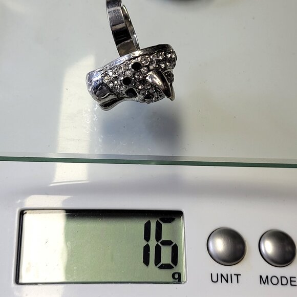 Crystal Leopard Face Adjustable Ring - Picture 9 of 9